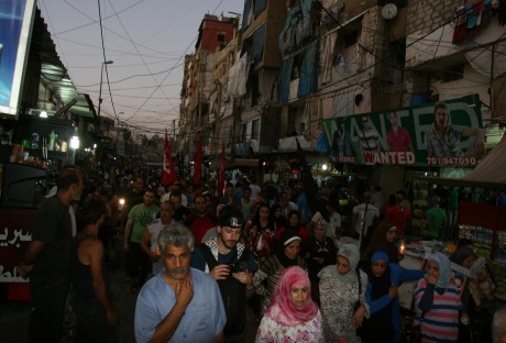 مسيرة شموع في بيروت بالذكرى الـ31 لمجرزة صبرا وشاتيلا