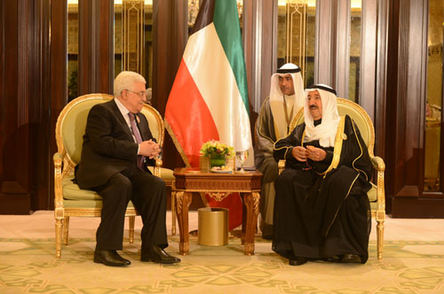 الرئيس يجتمع مع أمير الكويت