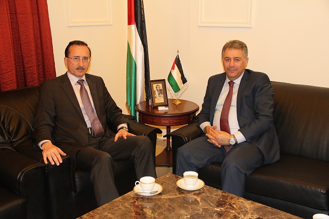 دبور يستقبل سفير رومانيا ميرسيا