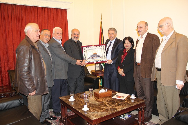 دبور يستقبل الحايك والجباوي