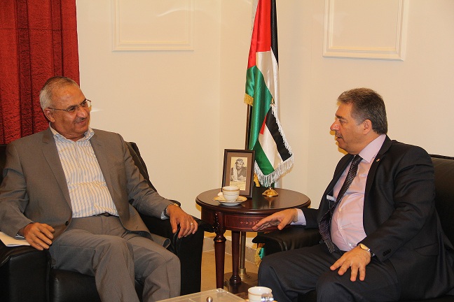 دبور يستقبل  الامين العام المساعد للجبهة الشعبية- القيادة العامه ناجي