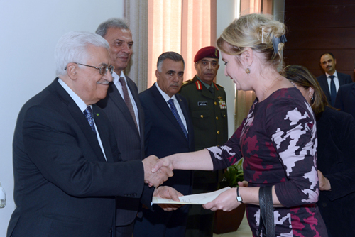 الرئيس يتقبل أوراق اعتماد ممثلة بولندا لدى فلسطين