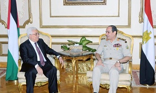 الرئيس يهنئ السيسي بفوزه في الانتخابات المصرية