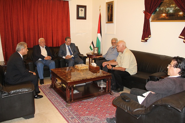 دبور يستقبل اعضاء من التحالف الاوروبي لدعم القضية الفلسطينية