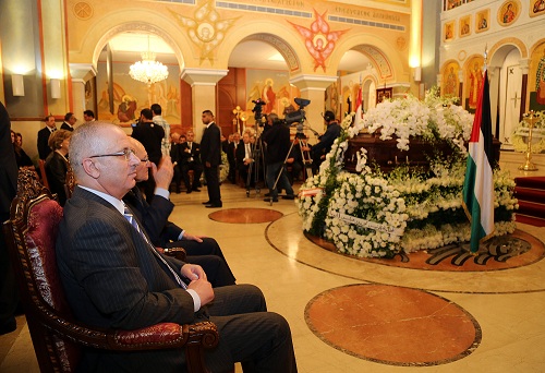 مراسم جنازة سعيد الخوري وحمدالله والسنيورة نوها بمسيرة الراحل وتفانيه في عمله