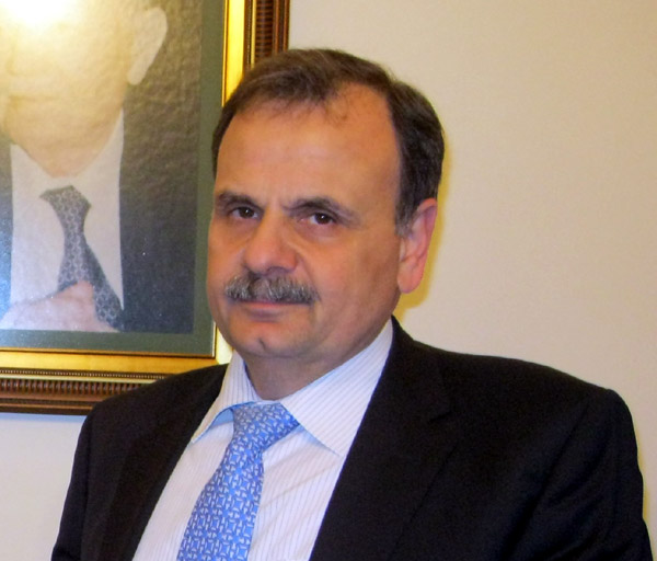 دبور تلقى برقية تعزية من البزري