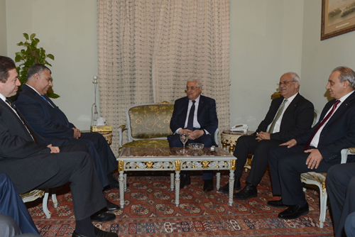 الرئيس يستقبل رئيس جهاز المخابرات العامة المصرية