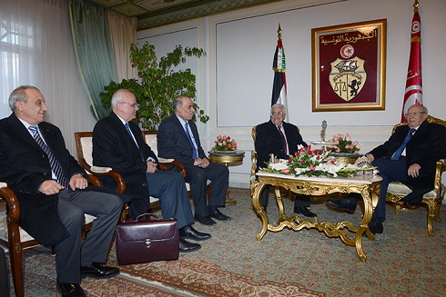 الرئيس يجتمع مع نظيره التونسي