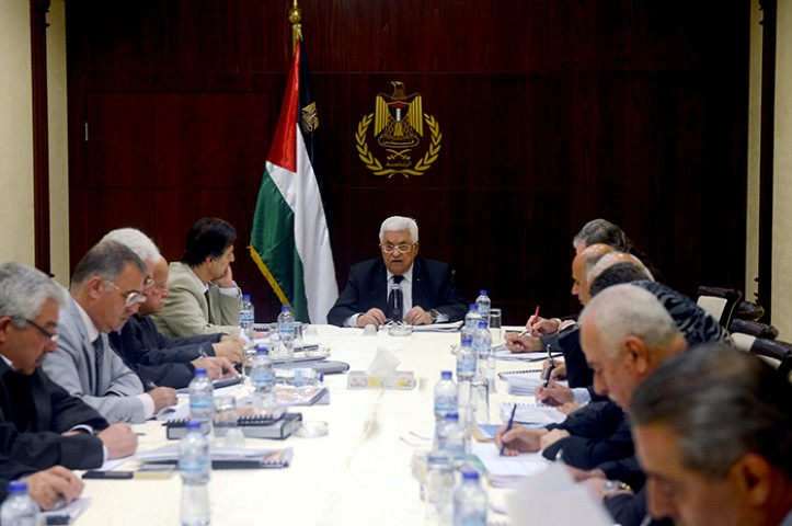 الرئيس باجتماع المركزية: نرفض مؤامرة الدولة ذات الحدود المؤقتة ونتمسك بحقنا بالانضمام للمنظمات الدول