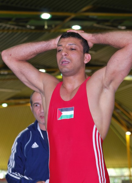 الفلسطيني ربيع خليل يتأهّل لبطولة العالم في المصارعة