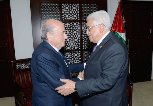 الرئيس يستقبل رئيس الاتحاد الدولي لكرة القدم