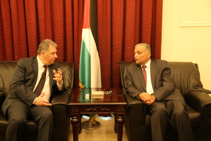 دبور يستقبل السفير العراقي العامري