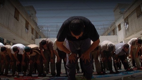 120 أسيرا بنفحة يشرعون بإضراب مفتوح عن الطعام