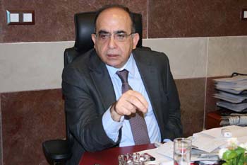 بيروت: رئيس لجنة الحوار اللبناني– الفلسطيني يحذر من وقف خدمات 