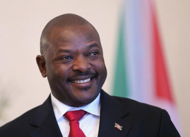 الرئيس يهنئ نظيره البورندي لإعادة انتخابه لولاية جديدة