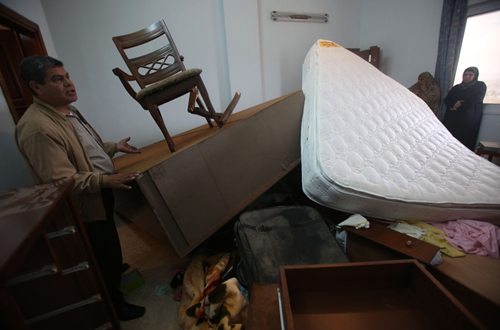 الاحتلال يشن حملة اعتقالات واسعة تطال 40 مواطنا في الضفة