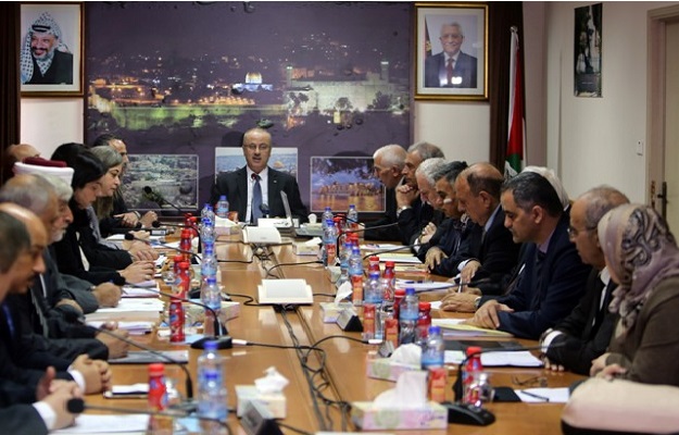 مجلس الوزراء يطلق 20 مشروعا بأكثر من 7 ملايين دولار لتعزيز صمود اهالي الخليل