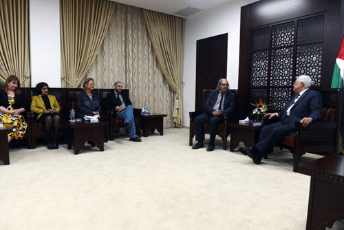 الرئيس يستقبل وفد الاتحاد الدولي للصحفيين