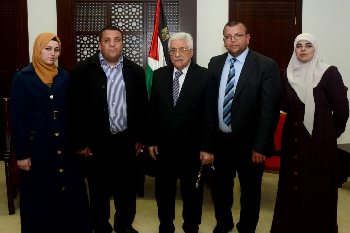 الرئيس يستقبل عائلات شهداء القدس المحتجزة جثامينهم