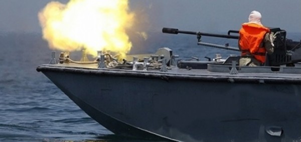 بحرية الاحتلال تستهدف مراكب الصيد ببحر بيت لاهيا