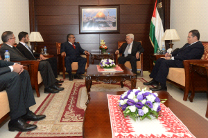 الرئيس يستقبل سفير الأكوادور لدى فلسطين