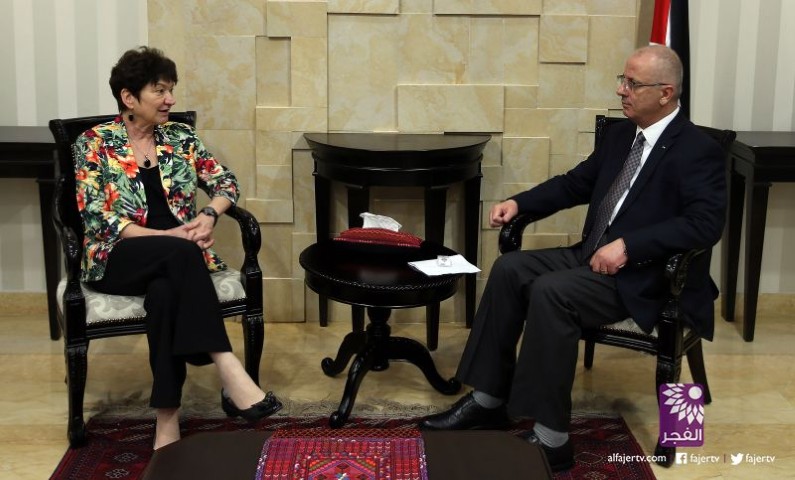 الحمد الله يبحث مع البنك الأوروبي للتنمية تنفيذ عدد من المشاريع الحيوية