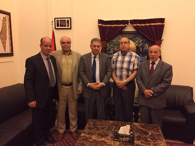 السفير دبور يستقبل منسق التحالف الاوروبي لدعم الاسرى ورئيس اتحاد الجاليات الفلسطينية في اوروبا