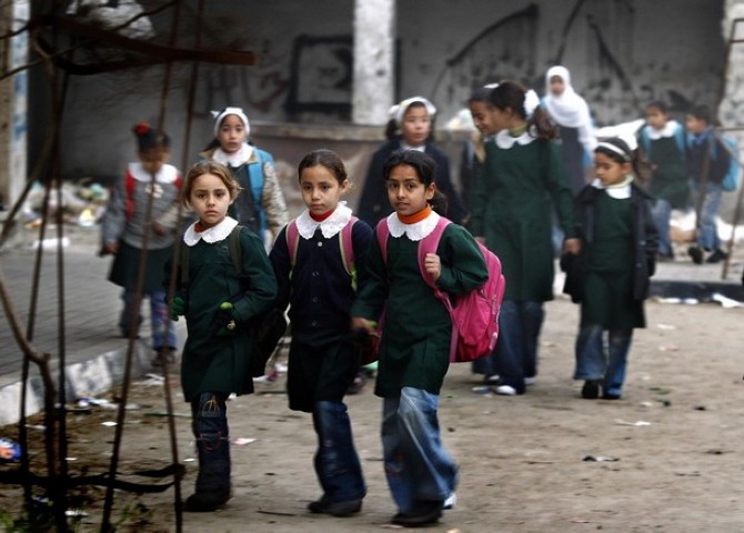 نحو نصف مليون طالب من أراضي الـ48 يعودون إلى مدارسهم