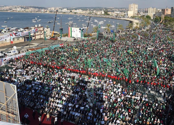 رئيس مجلس النواب اللبناني يثمن الموقف الفلسطيني في لبنان