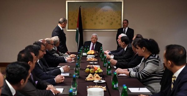 الرئيس يستقبل السفراء العرب المعتمدين لدى بولندا