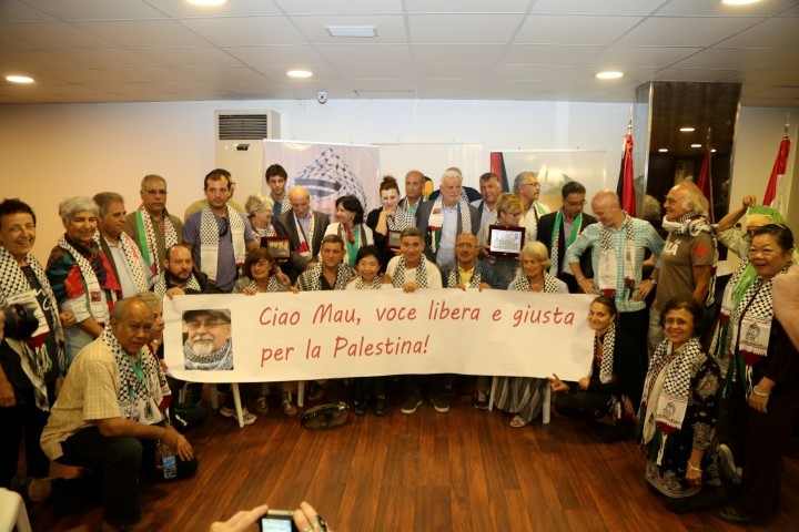 وفد "كي لا ننسى صبرا وشاتيلا" يزور سفارة فلسطين