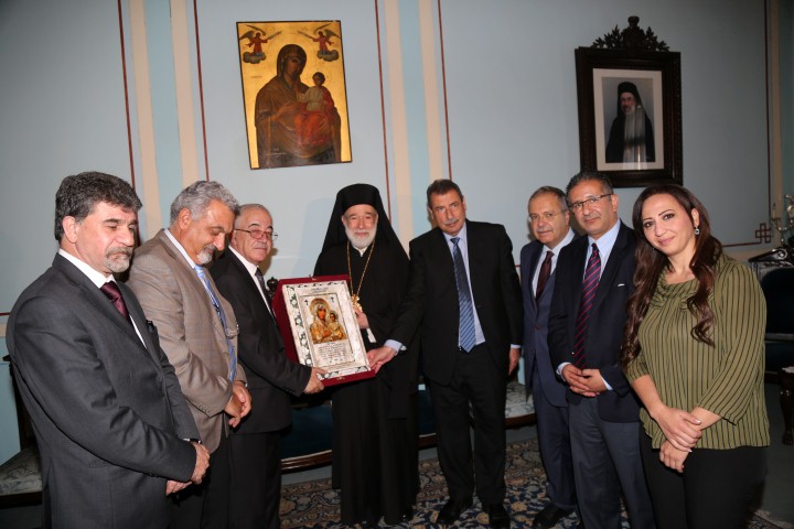 اللجنة الرئاسية العليا لشؤون الكنائس تلتقي المطران عودة