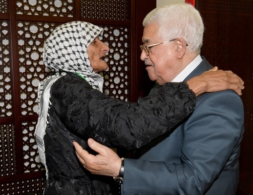 الرئيس لدى استقباله عائلة الشهيد حمدوني: تبييض السجون في مقدمة أولوياتنا