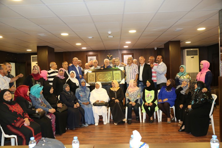 دبور يلتقي بعثة الحجاج من عوائل الشهداء