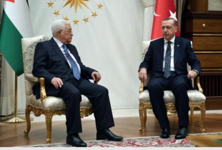 جلسة مباحثات ثنائية بين الرئيس محمود عباس ونظيره التركي