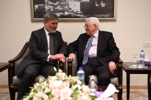 الرئيس يستقبل رئيس مكتب التمثيل الكندي