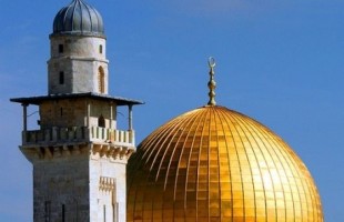 الهباش: سيصدح الأذان ومساجدنا عامرة بالمؤمنين رغم أنف الاحتلال