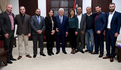 الرئيس يثني على جهود نشطاء "فتح" الذين ساهموا في انجاح المؤتمر السابع للحركة