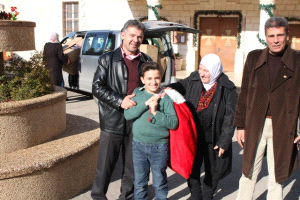 مكرمة رئاسية لأطفال بلدة الزبابدة لمناسبة أعياد الميلاد