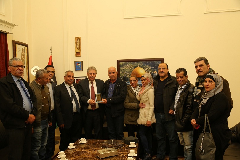 دبور يلتقي رابطة تل الزعتر