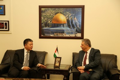 دبور يستقبل سفير الصين كيجيان