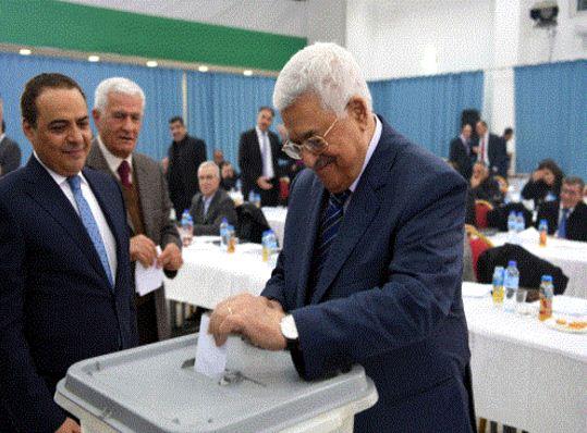 "ثوري فتح" ينتخب ماجد الفتياني أمينا للسر ومي كيلة وفايز أبو عيطة نائبين له