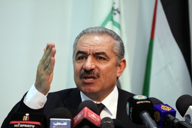 اشتية: قانون الاستيطان يدعو لإعادة النظر في عملنا