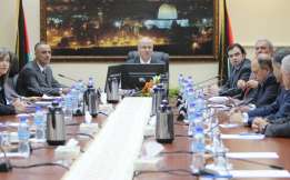 الحكومة تنفي ما يتم تناقله حول إلغاء التأمين الصحي