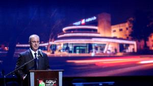 رئيس الوزراء خلال تدشين مبنى بلدية رام الله:الخدمات الحكومية تشهد تطورا مستمرا