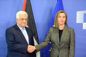 الرئيس في مؤتمر صحفي مع موغريني: ملتزمون بصنع السلام العادل والشامل