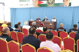 الرئيس يستقبل وفد المنتخب العماني لكرة القدم
