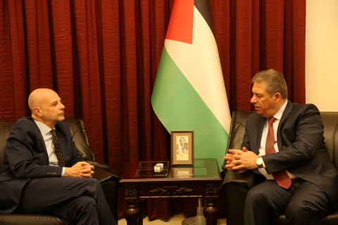 دبور يستقبل مدير عام الاونروا في لبنان كوردوني