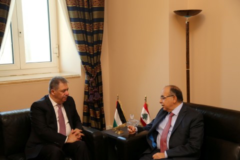 دبور يلتقي رئيس لجنة الحوار اللبناني الفلسطيني