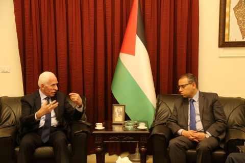 الاحمد يلتقي السفير المصري في لبنان